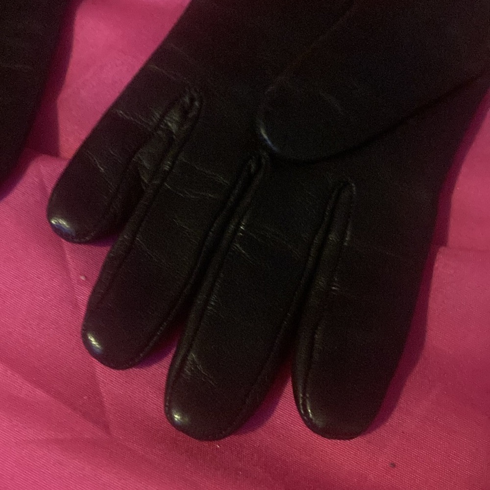Authentic Coach Signature Black Leather Cashmere Lined Gloves Womens 6 1/2 - Picture 6 of 10